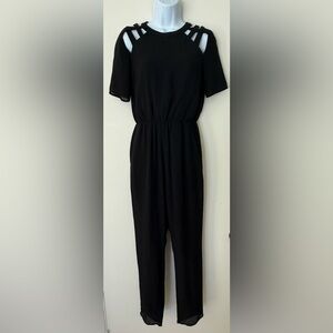 H & M Women’s Black Cross Cut Out Shoulders Jumpsuit Size 4